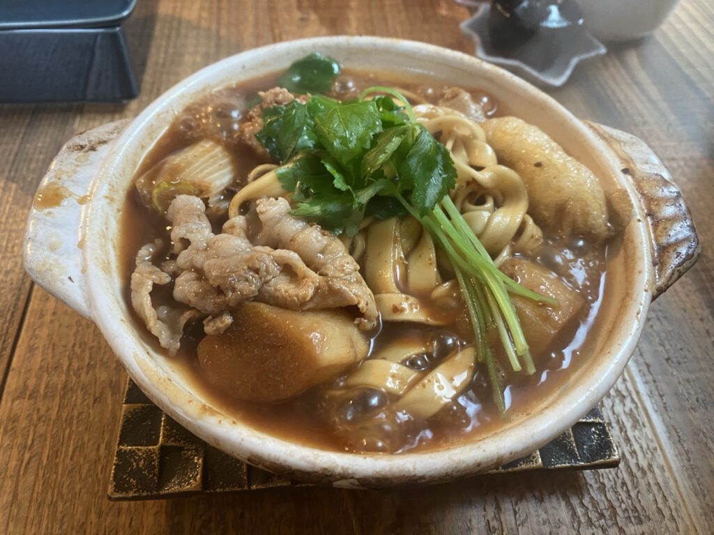 味噌煮込みうどん